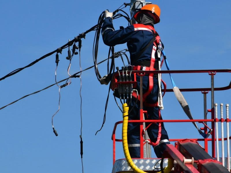 Power Generation & Distribution Fundamentals