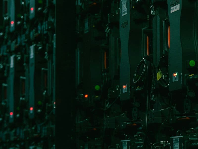 Virtualisation Fundamentals (VMware & Hyper-V)